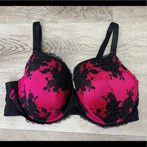 Torrid | 360 Back Smoothing Pink and Black Lace Bra - Size 40DDD